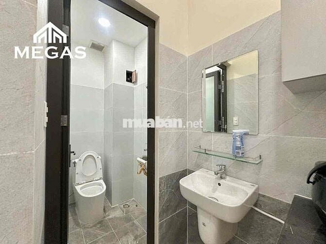 do dọn về nhà sửa xong, nên em cần pass lại phòng trọ