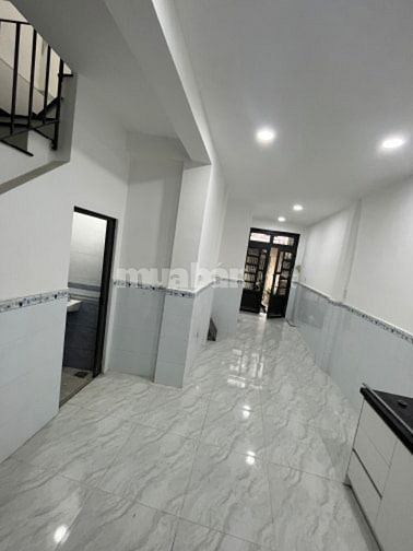 Chính chủ Bán Nhà sát BV Tân Phú Dt 23,3m2 x 2Lầu