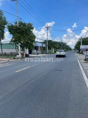 Bán Nhà Mặt Tiền Đường Tỉnh Lộ 7 Thích Hợp Kinh Doanh Giá 1 TỶ 1