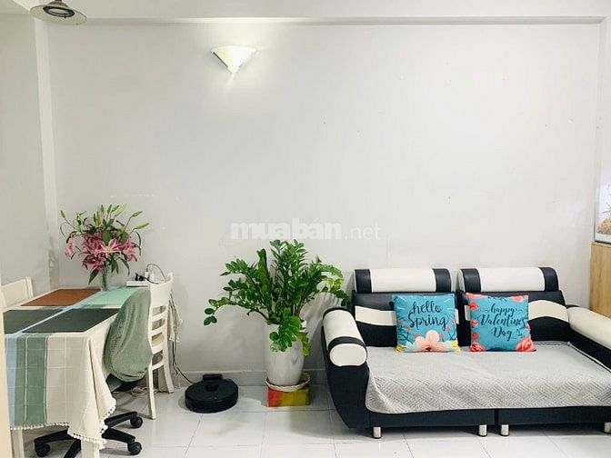 Bán căn chung cư 2PN giá rẻ tầng thấp tại HQC Plaza Nguyễn Văn Linh
