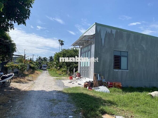 chủ kẹt tiền bán gấp lô đất full thổ cư