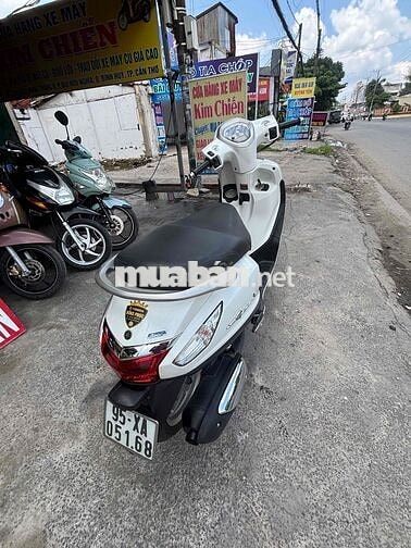 Yamaha Grande màu Trắng