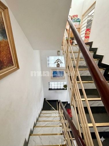 Chính chủ bán nhà Nguyễn Đình Chiểu Q.3 - 4,4m x 11m chỉ 14,3 tỷ