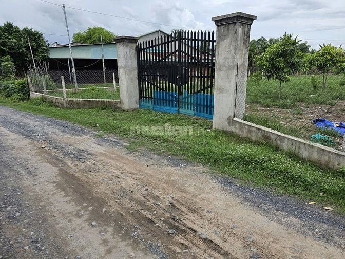 Bán lô đất 1250m² thổ cư 100m², đường xe tải,chủ ngộp bán gấp, sổ sẵn