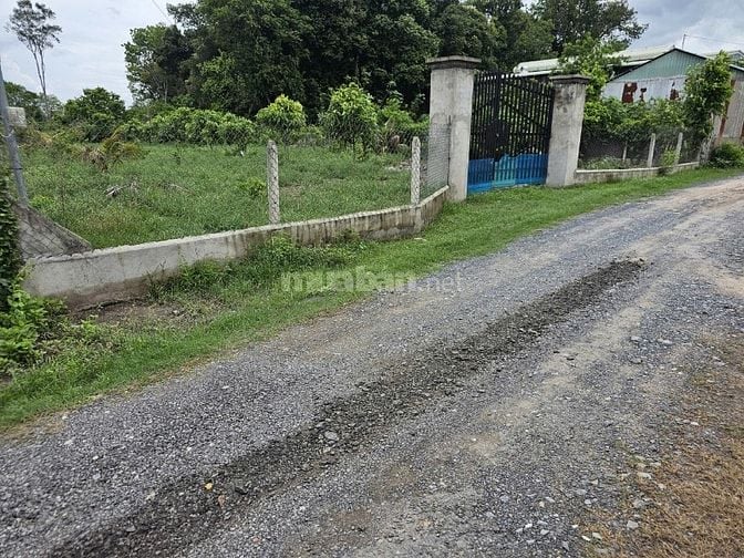 Bán lô đất 1250m² thổ cư 100m², đường xe tải,chủ ngộp bán gấp, sổ sẵn