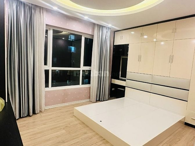 Chính chủ cho thuê căn hộ 3PN 2WC full đồ tòa CT2 chung cư viện 103