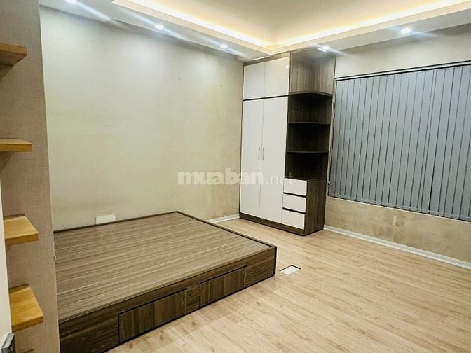 Chính chủ cho thuê căn hộ 3PN 2WC full đồ tòa CT2 chung cư viện 103