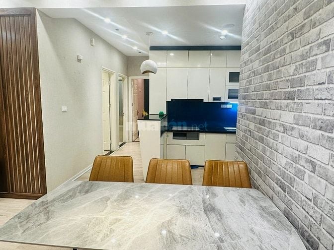 Chính chủ cho thuê căn hộ 3PN 2WC full đồ tòa CT2 chung cư viện 103