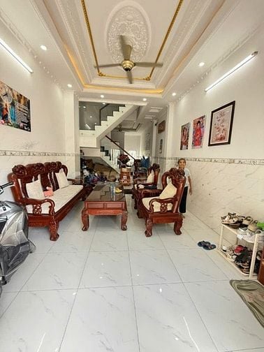 Bán Nhà 221/251 Bình Thành,BHHB, Bình Tân DT 4*14M2 4Lầu 4Pn 5ty