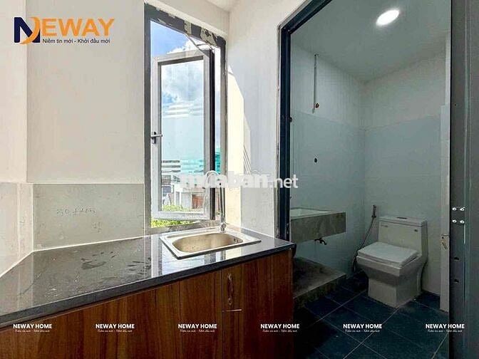 giảm mạnh tay phòng mới xây ngay âu cơ - gác cao , rộng đầy đủ nộithat