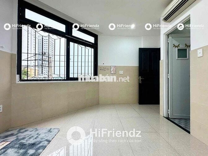 TRỐNG SẴN STUDIO CỬA SỔ TRỜI SIÊU THOÁNG GẦN ĐH VĂN HIẾN VÀ ĐẦM SEN.