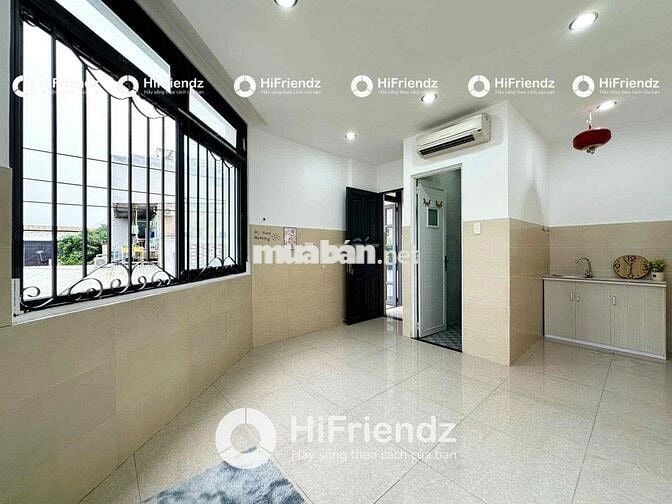 TRỐNG SẴN STUDIO CỬA SỔ TRỜI SIÊU THOÁNG GẦN ĐH VĂN HIẾN VÀ ĐẦM SEN.