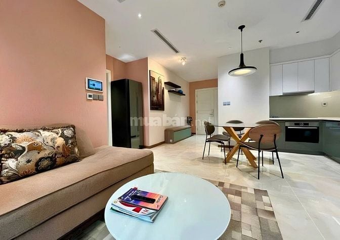 Gần Sân Bay_nhà mới nội thất xịn _view hồ bơi_giá 2,08 tỷ /vay 85%_52m