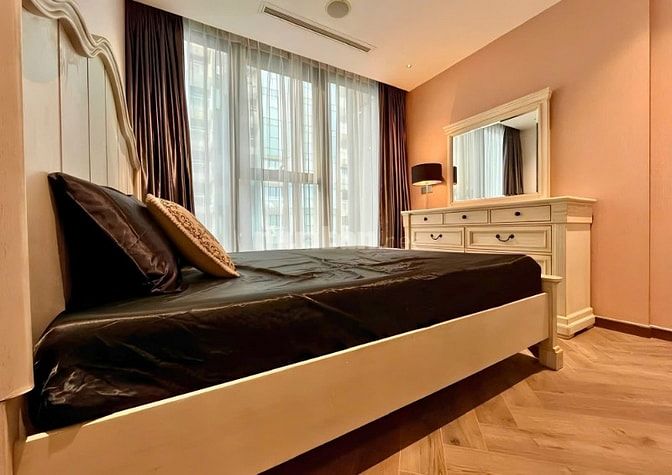 Gần Sân Bay_nhà mới nội thất xịn _view hồ bơi_giá 2,08 tỷ /vay 85%_52m