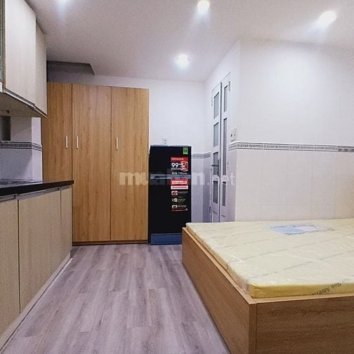 CHO THUÊ CĂN HỘ DỊCH VỤ 28M2, CÁCH SÂN BAY 300M