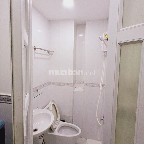 CHO THUÊ CĂN HỘ DỊCH VỤ 28M2, CÁCH SÂN BAY 300M