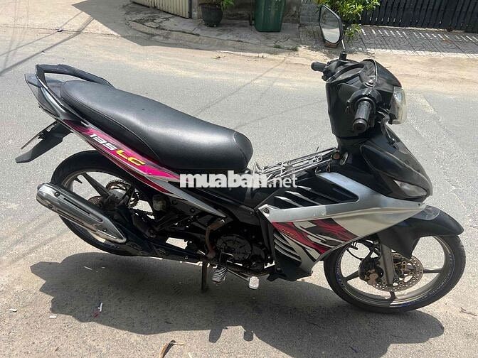 Yamaha Exciter 135 LC Đen Bạc Hồng