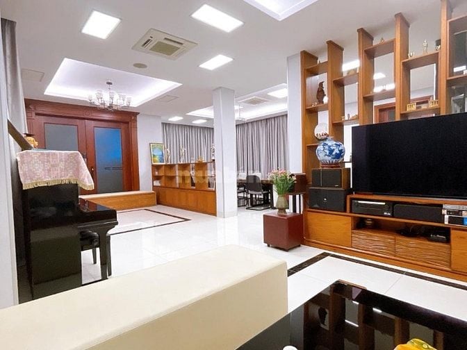 🔥CHO CON LẬP NGHIỆP BÊN ÚC NÊN BÁN BIỆT THỰ LINH ĐÀM LÔ GÓC 235m*5T 