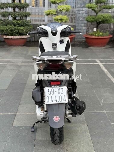 SH 125 2017 Trắng odo 6000 km BSTP chính chủ
