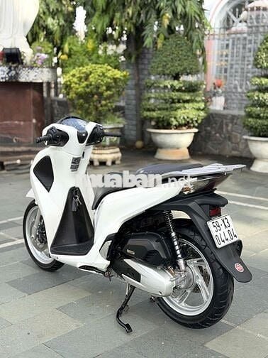 SH 125 2017 Trắng odo 6000 km BSTP chính chủ