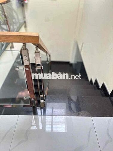 NHÀ 5x20 SÂN XE HƠI 3PN TÔ NGỌC VÂN GIÁ 9 TRIỆU CÓ BỚT