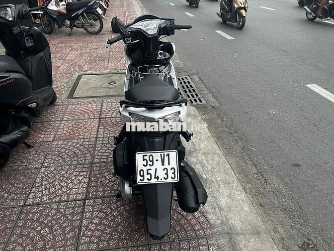 Honda Air Blade 2014 Trắng xám
