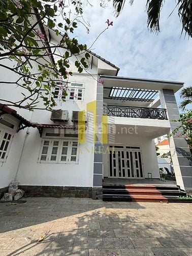 VILLA CHO THUÊ ĐƯỜNG TRẦN NÃO- SÂN VƯỜN - CÓ SẴN NỘI THẤT GIÁ 65 TRIỆU