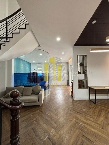 VILLA CHO THUÊ ĐƯỜNG TRẦN NÃO- SÂN VƯỜN - CÓ SẴN NỘI THẤT GIÁ 65 TRIỆU