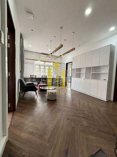 VILLA CHO THUÊ ĐƯỜNG TRẦN NÃO- SÂN VƯỜN - CÓ SẴN NỘI THẤT GIÁ 65 TRIỆU
