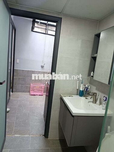 Nhà 2 tầng hẻm ba gác thông Bùi Minh Trực DT 64m2 Giá 5.5 tỷ