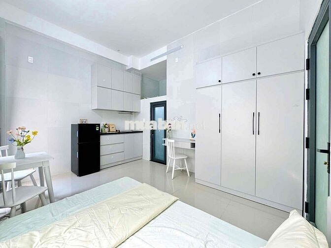 PHÒNG CỬA SỔ MỚI XÂY NGAY PHẠM VĂN BẠCH TÂN BÌNH