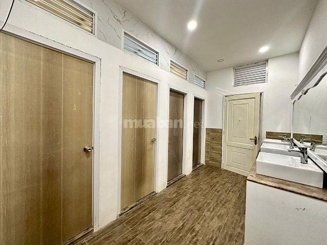 Cho thuê nhà mặt phố Cần Thơ Mặt tiền 6m ngay sân vận động Cần Thơ