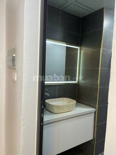 HÀNG HIẾM GIÁ RẺ -72M2- 2 PN - 2VS- 5,55 TỶ - FULL NỘI THẤT. 097949750