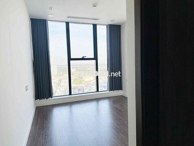 ✅Còn 1 căn cho thuê  SUNSHINE SKY CITY Q7 2PN 2WC NT cơ bản giá rẻ ạ