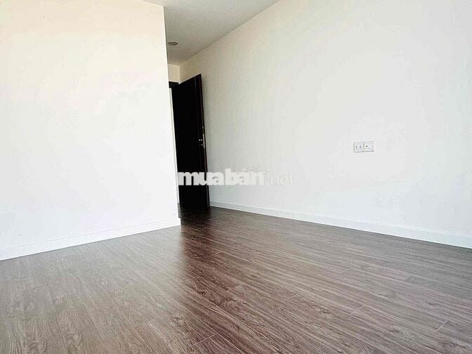 ✅Còn 1 căn cho thuê  SUNSHINE SKY CITY Q7 2PN 2WC NT cơ bản giá rẻ ạ