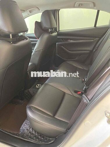 chính chủ bán Mazda 3 Luxury 2022 43000 km