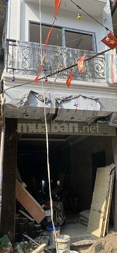 Bán nhà khu Nguyễn Chính Tân Mai, DT 61 m2 x 5 tầng, thang máy