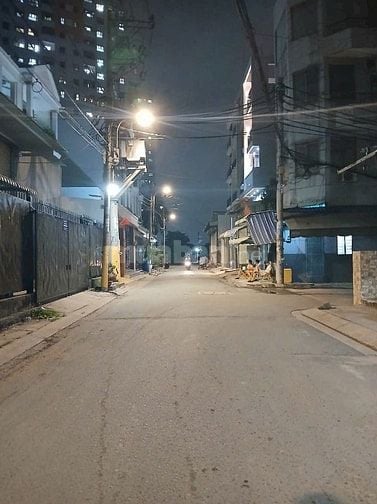 Nhà 4x17 5 tầng Lê Đình Cẩn , Tân Tạo , Bình Tân