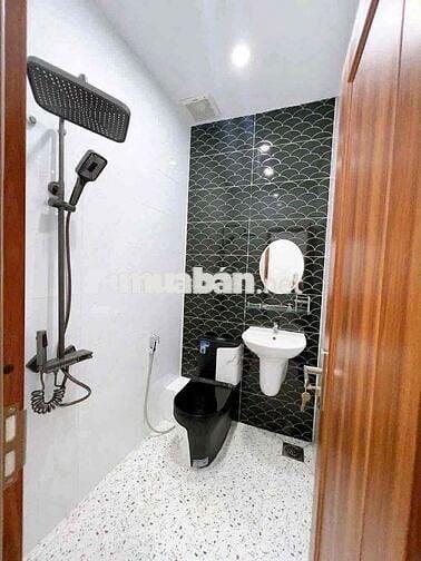 👉👉 : CẦN TIỀN BÁN GẤP :   NHÀ KIỆT THÁI THỊ BÔI  2TANG RẤT ĐẸP