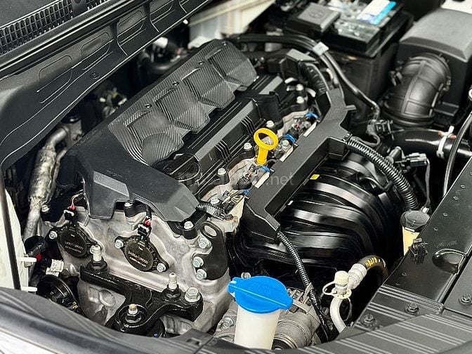 kia carens 2022 bản luxury màu trắng