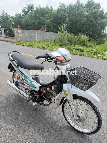 Honda Wave màu Bạc