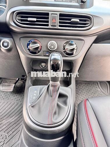 Hyundai Grand i10 1.2AT 2023 Hatback - form mới
