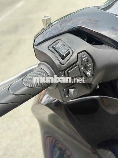 Honda SH 125 CBS 2023 Chính Chủ Ký