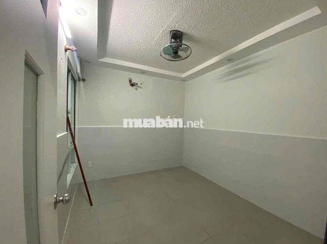Cho Thuê Nhà 2 Phòng Ngủ Mới Gần Chung Cư Hiệp Thành 3 & ĐH Bình Dương