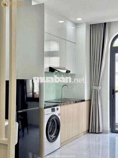 Căn hộ full nội thất máy giặt riêng ban công Nguyễn Công Trứ Quận 1