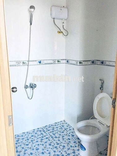 STUDIO BAN CÔNG CỬA SỔ SẴN MÁY LẠNH BGAY SÁT LOTTE QUẬN 7