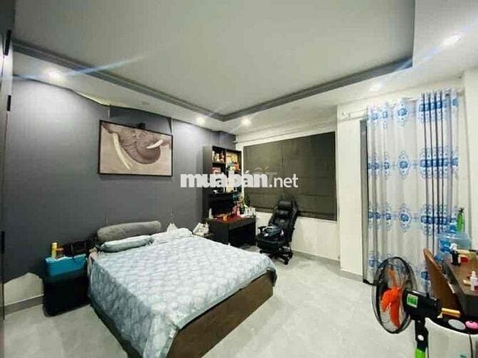 Nội Thất Đầy Đủ !! Hẻm 6m Tân Sơn Nhì, 3 Tấm, 4 x 18m, 4 Phòng, 4 wc