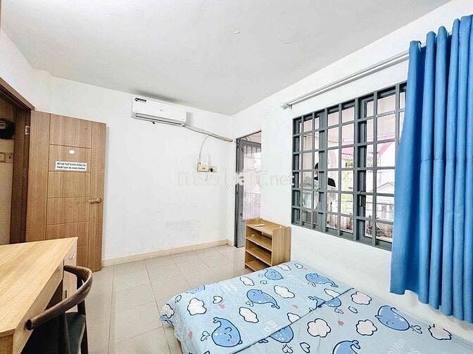 PHÒNG NGỦ TÁCH BẾP BAN CÔNG SIÊU LỚN GẦN CẦU PHÚ MỸ