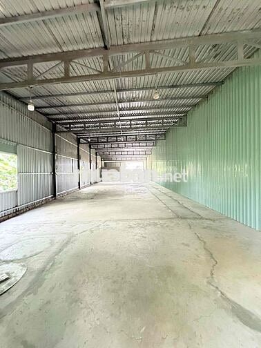 CHO THUÊ KHO 10x35 15TRIỆU - CÓ SẴN VĂN PHÒNG - XA DÂN CƯ - ĐIỆN 3PHA