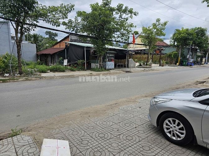 Đất trung tâm thị trấn Trẩng Bàng,đối diện Viện Kiểm Sát Trảng Bàng